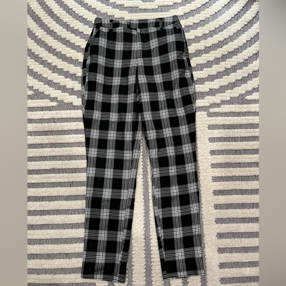 Hot Topic Women's Black and White Trousers